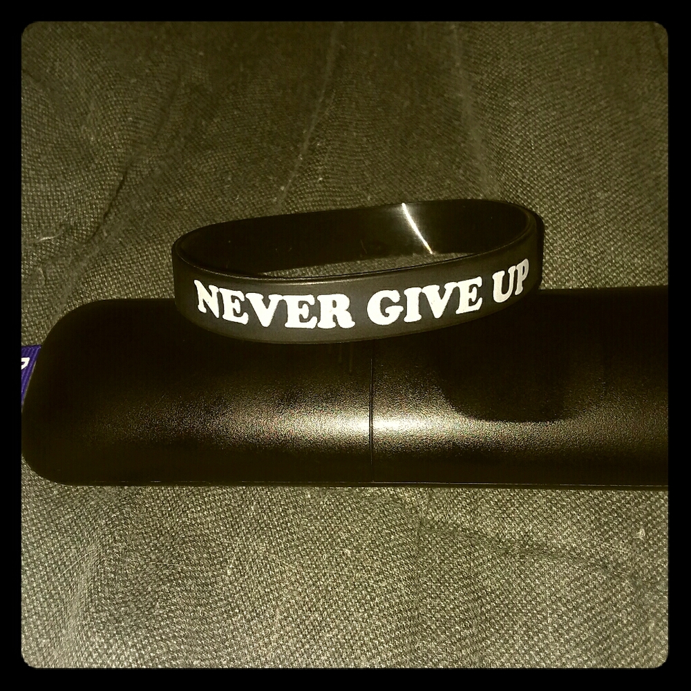 New* Cancer support Rubber wrist band